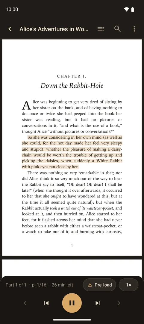 Uma página de PDF de Alice no País das Maravilhas, a frase que está sendo lida destacada na página, com a barra do player embaixo (tela em inglês).